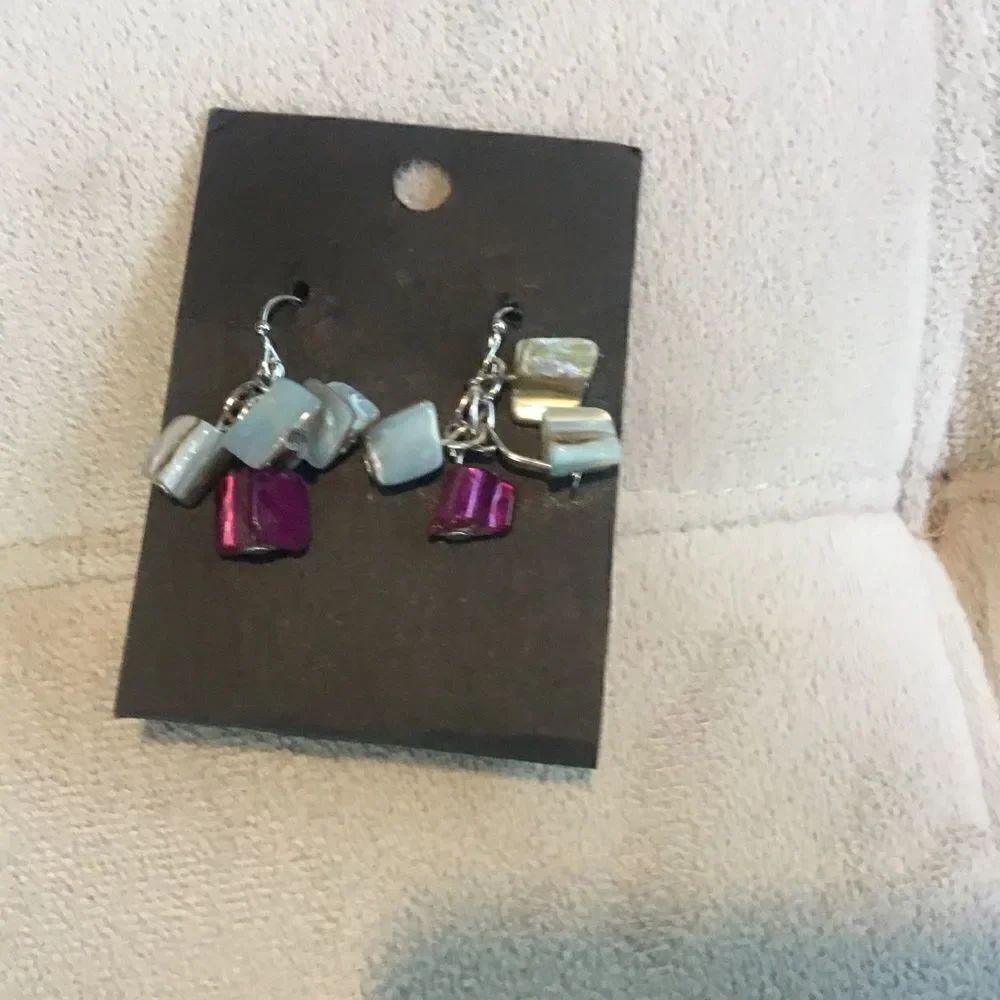 Silvertone Mother of Pearl Pierced Earrings